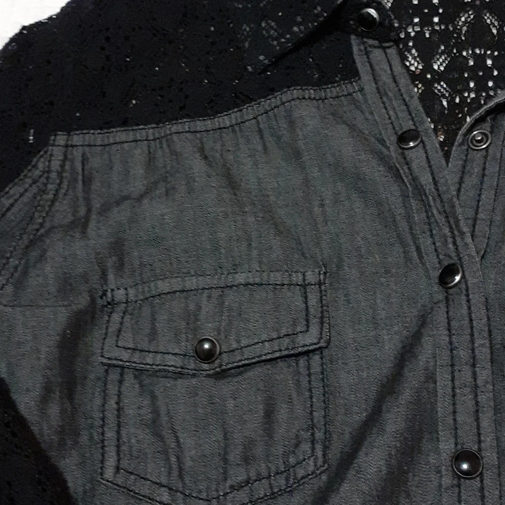 Maurice's Snap Button Up - Picture 3 of 6